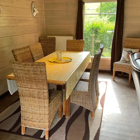 Alpstuga Chalet D' Achouffe Met Hottub